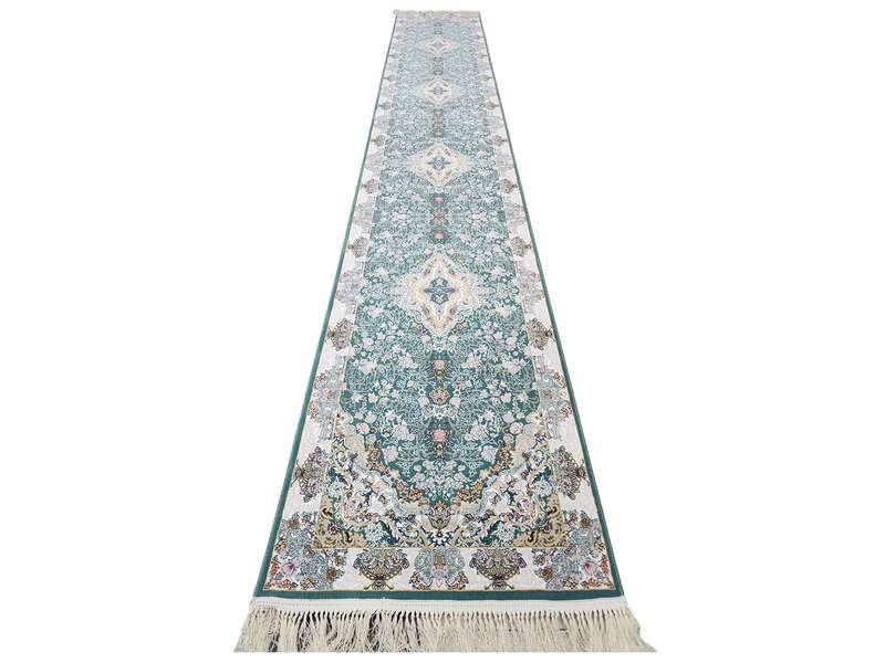 Incredible 5 Meter Persian Gilan Runner 500 x 80 CM