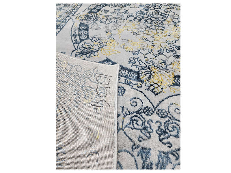 Stunning Turkish Machine Made Carpet 230 x 160 CM