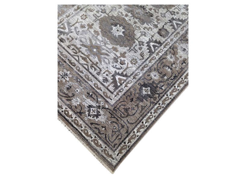Stunning Turkish Machine Made Carpet 290 X 200 CM