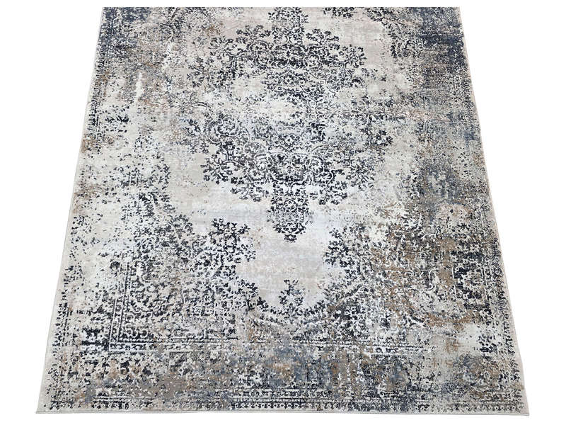 Beautiful Vintage Design Carpet 230 x 160 CM