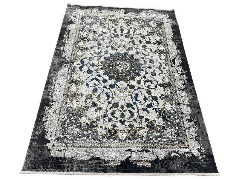 Fine Quality Machine Made Carpet 230 x 160 CM