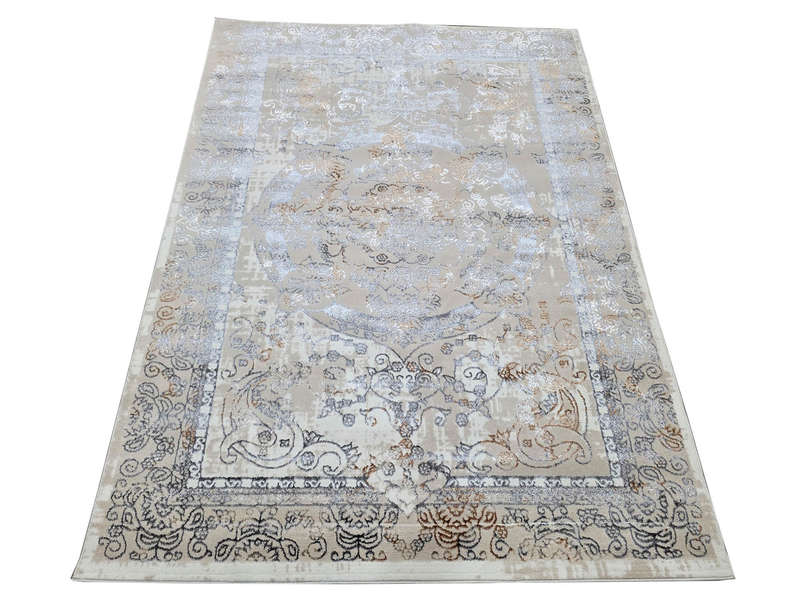 Stunning Machine Made Carpet 230 x 160 CM