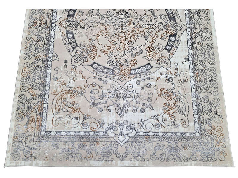 Stunning Machine Made Carpet 230 x 160 CM