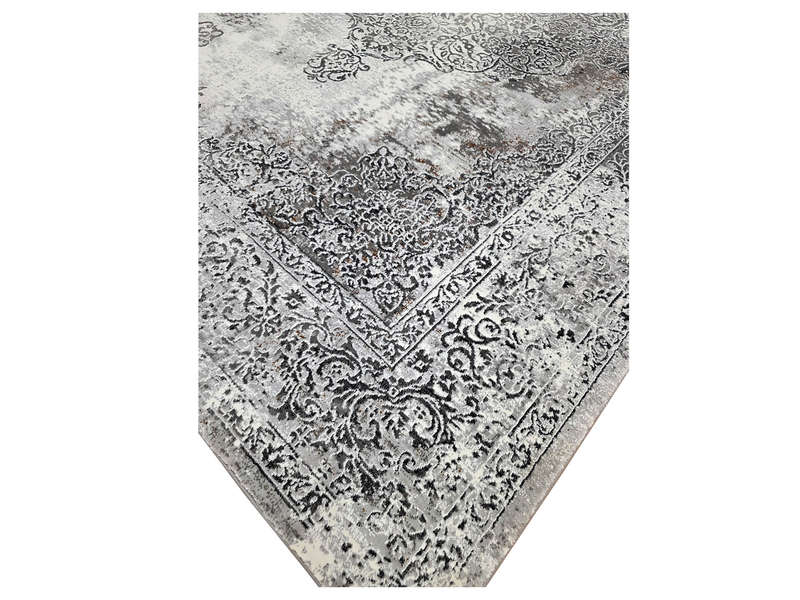 Increible Vintage Style Machine Made Carpet 340 x 240 CM