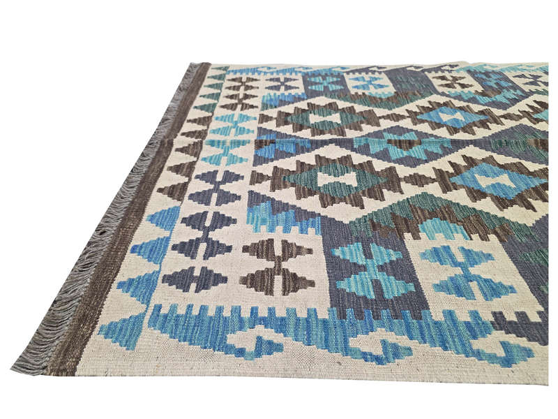 Gorgeous Afghan Choubi kilim 179 x 124 CM