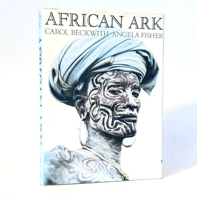 African Ark. Peoples of the Horn - Fisher, Angela and Beckwith, Carol; Handcock, Graham (text)