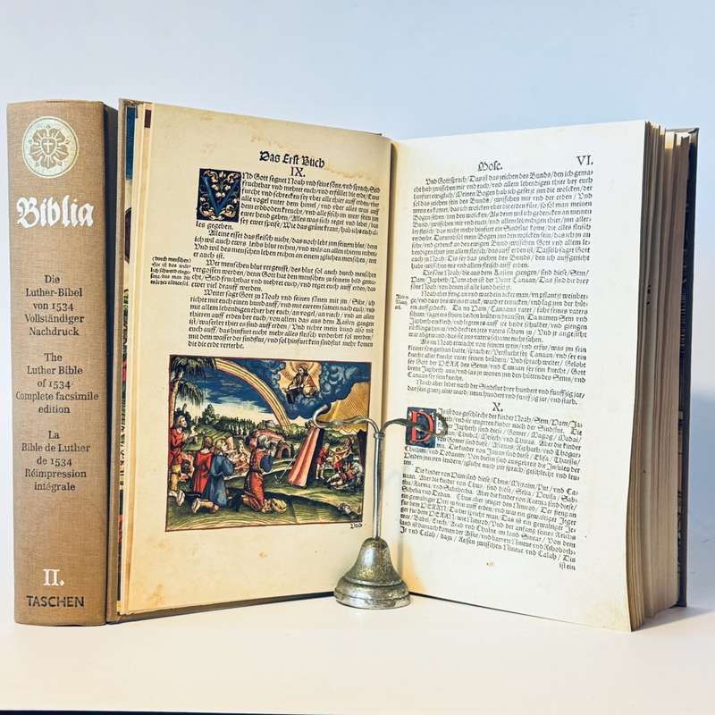 Biblia. Die Luther-Bibel von 1534. Vollstandiger Nachdruck. The Luther Bible of 1534. Facsimile E...