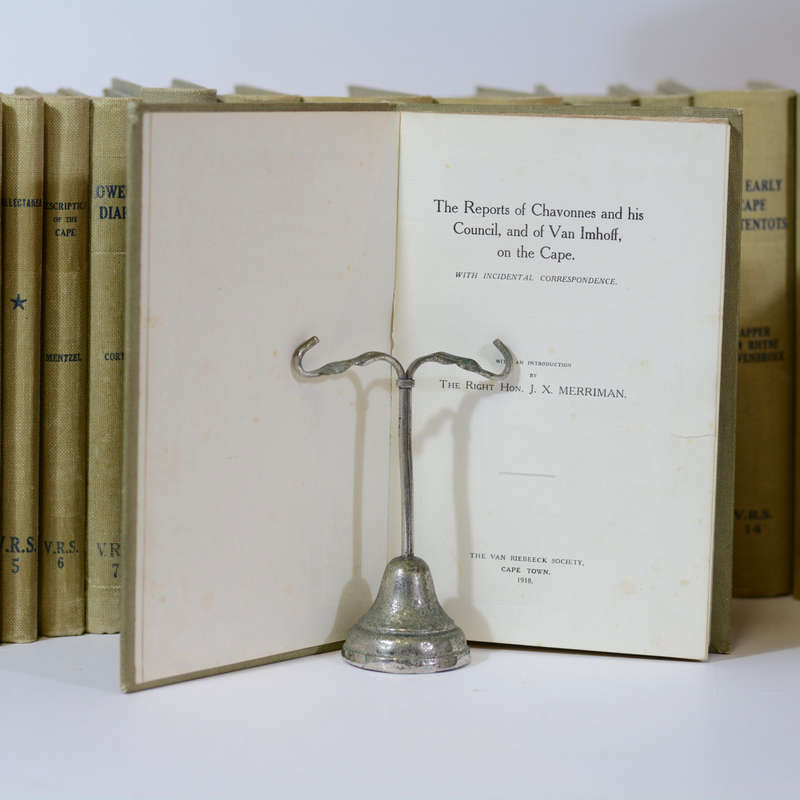 A Complete Set of the Van Riebeeck Society First Series. 50 Volumes - Various