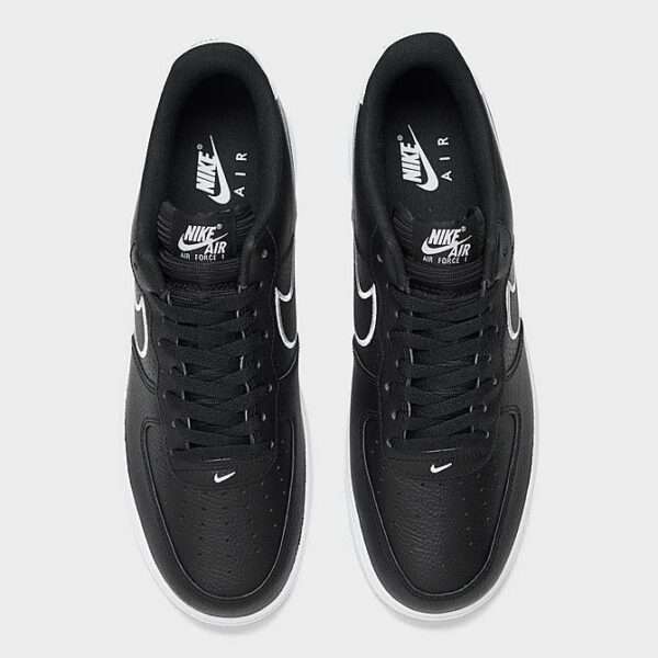 Nike Air Force 1 Low in Black/White