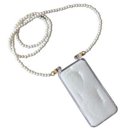 IP 11Pro max with pearls clear cover
