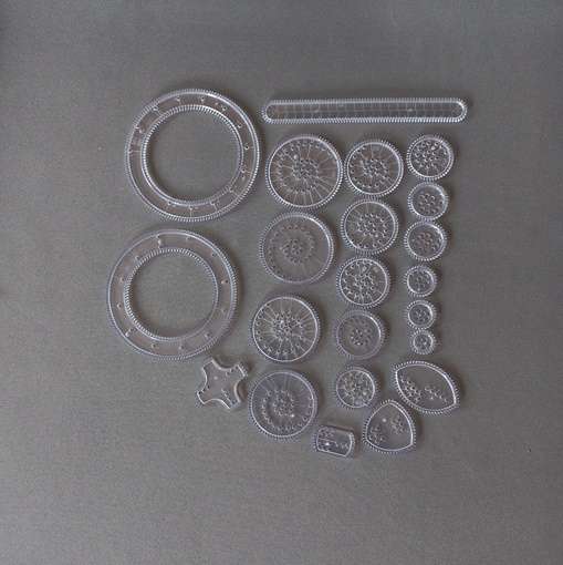 22 piece Spirograph Geometric drawing templates