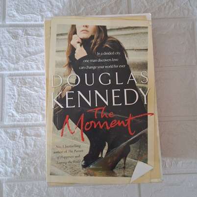 The Moment - Douglas Kennedy