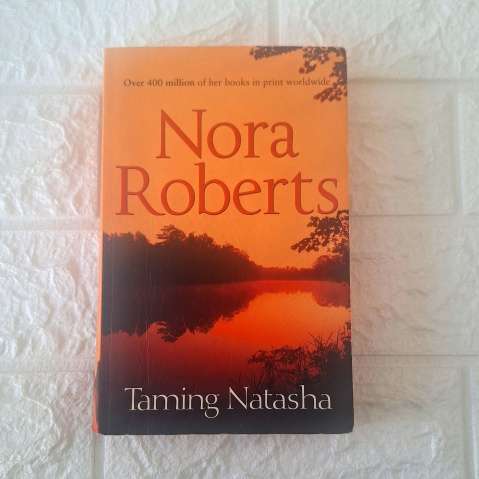 Taming Natasha - Nora Roberts