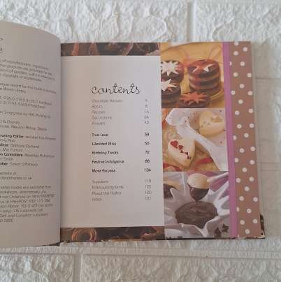 bake me I'm yours.... cupcake celebration - Lindy Smith