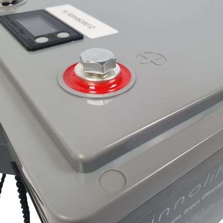 12V 200Ah LiFePO4 Lithium Ion Battery - Bluetooth - Lithium Iron Phosphate