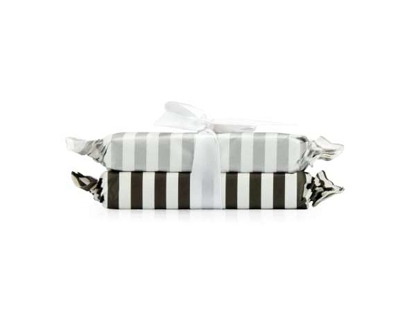 Sweet Temptations Toffees Dark Chocolate Bar and Salted Caramel Bar - SWEET01