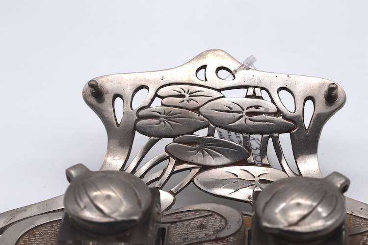 Geschützt Inkwell Stand