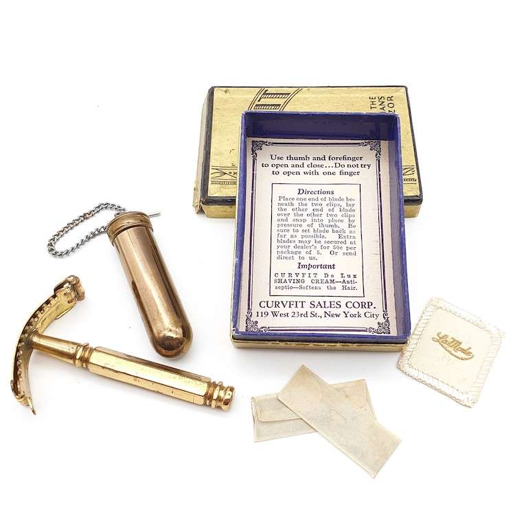 Curvfit The Woman's Razor