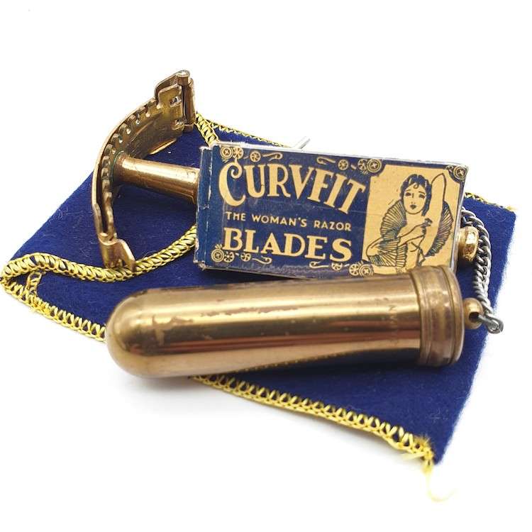 Curvfit The Woman's Razor