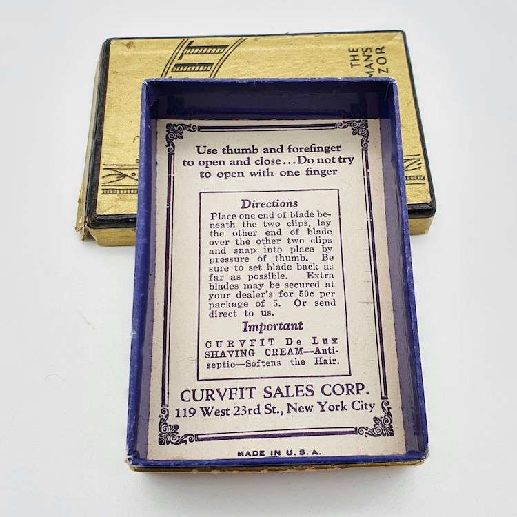 Curvfit The Woman's Razor