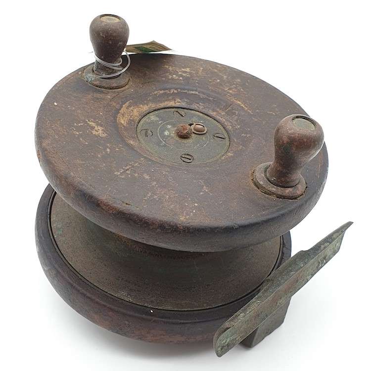 4½" Centre Pin Reel Frog Back