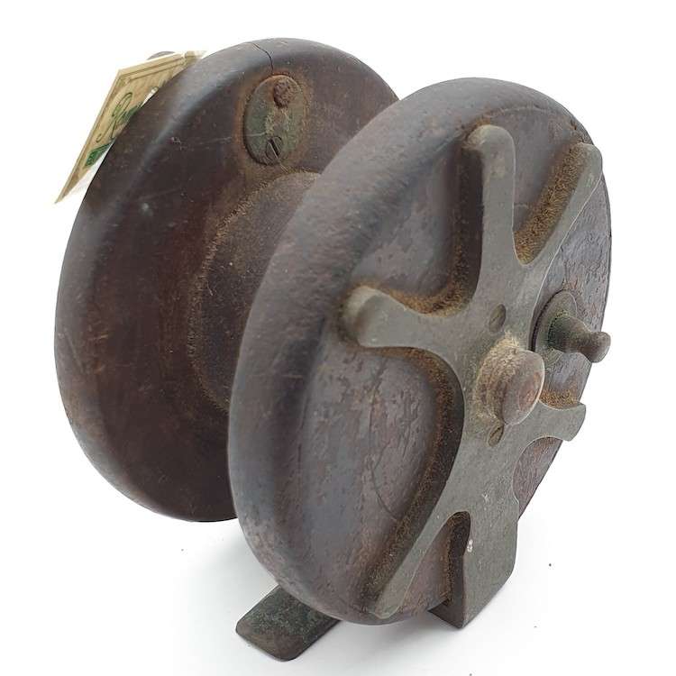 4½" Centre Pin Reel Frog Back