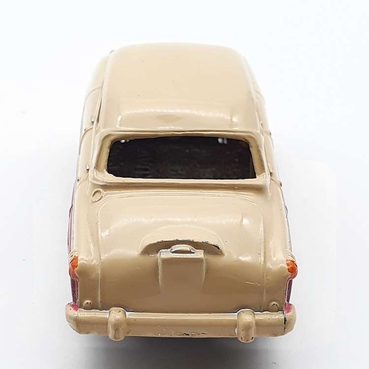 Vauxhall Cresta/Saloon Dinky Toy with box