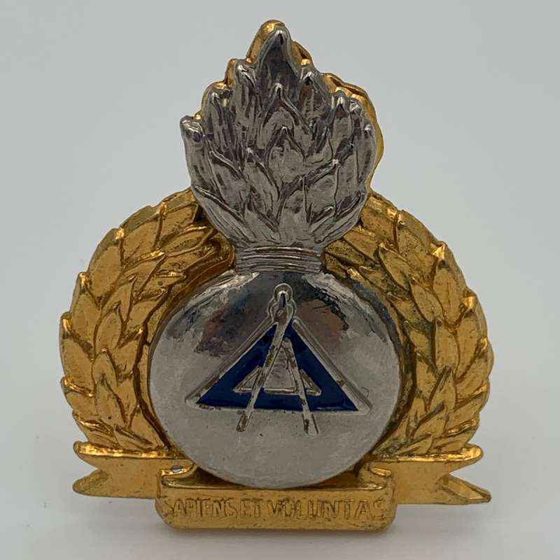 BOP Engineers Bi-Metal Enamel Cap Badge