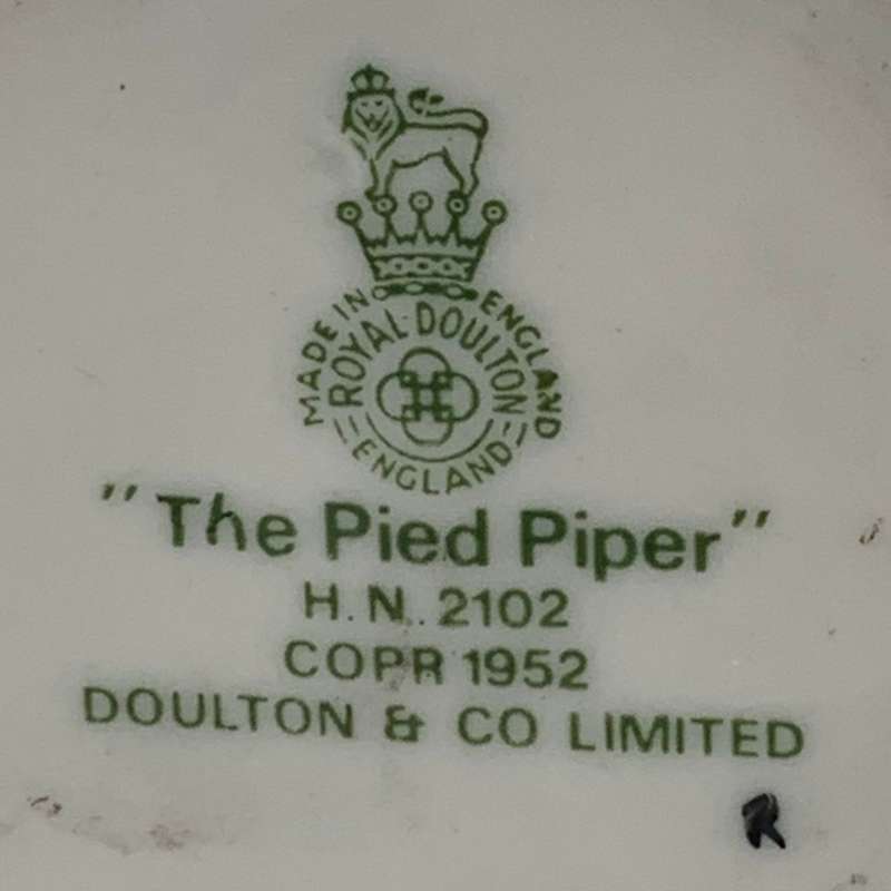 Royal Doulton "The Pied Piper" Figurine