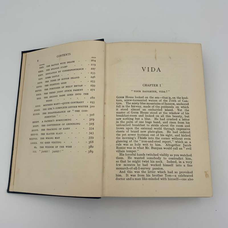 S.R Crockett "Vida"