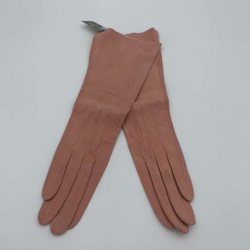 Dusty Pink Vintage Gloves