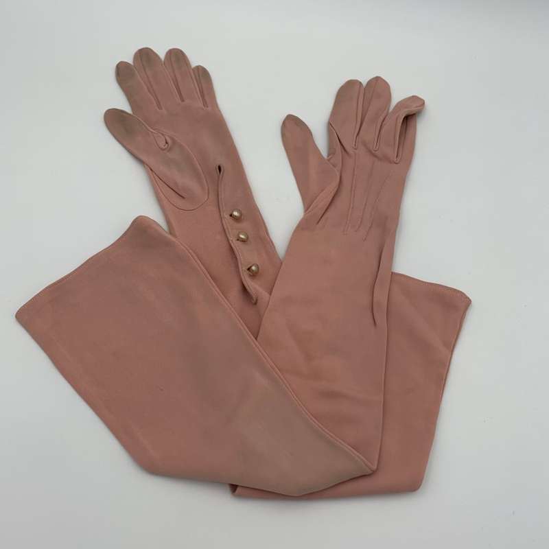 Dusty Pink Gloves with Pearl Buttons