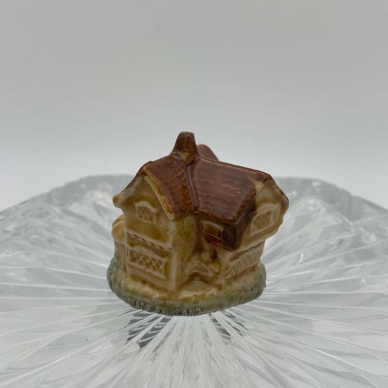 Wade Whimsies "Jack Moxx" House