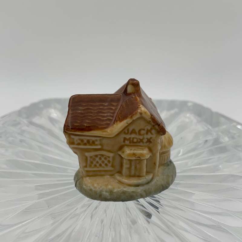 Wade Whimsies "Jack Moxx" House
