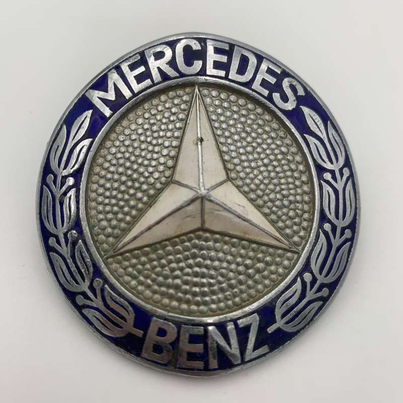 Mercedes Benz Grill Ornament