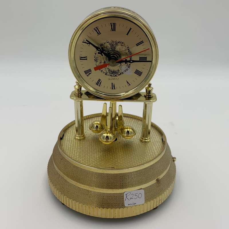 Quartz Golden Clock
