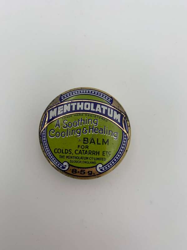 Mentholatum "A Soothing Cooling & Healing" Tin