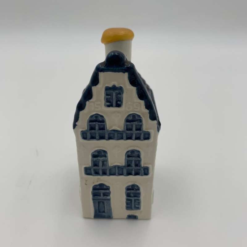KLM House No.18
