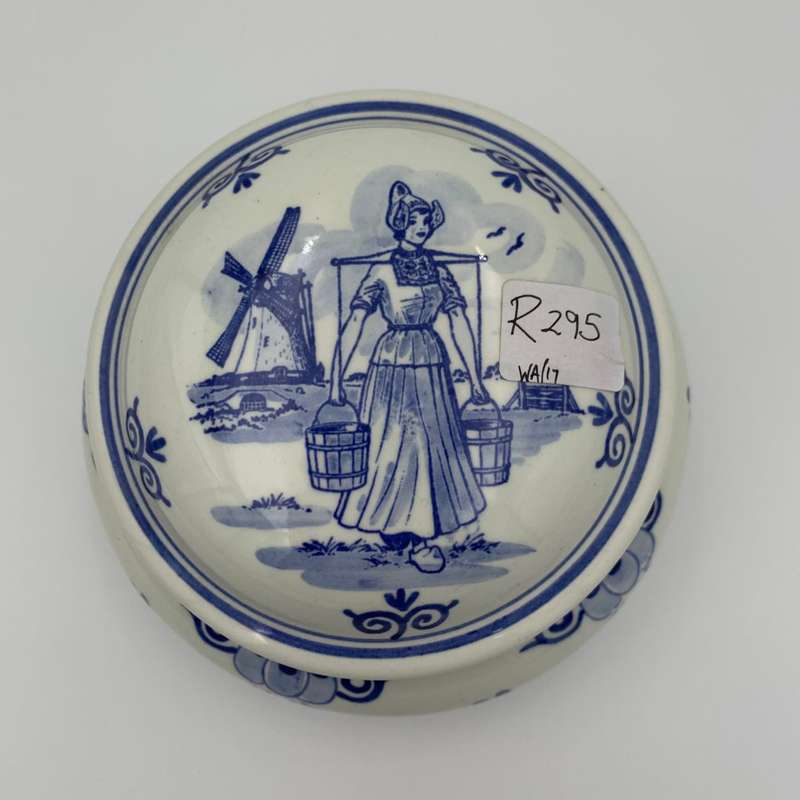 Delft Trinket Box