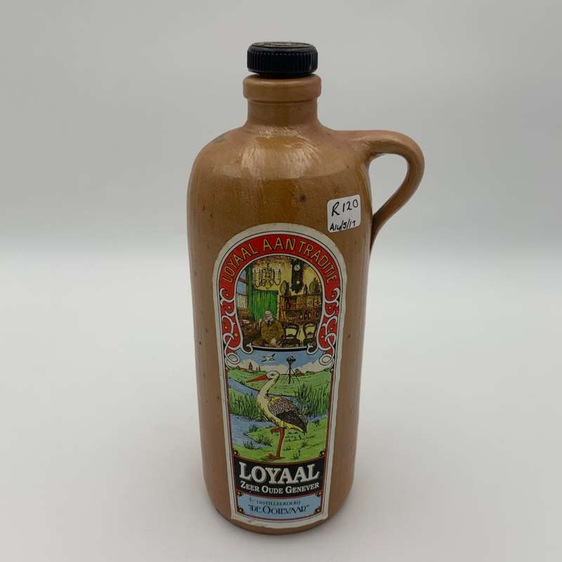 "Loyaal" Bottle