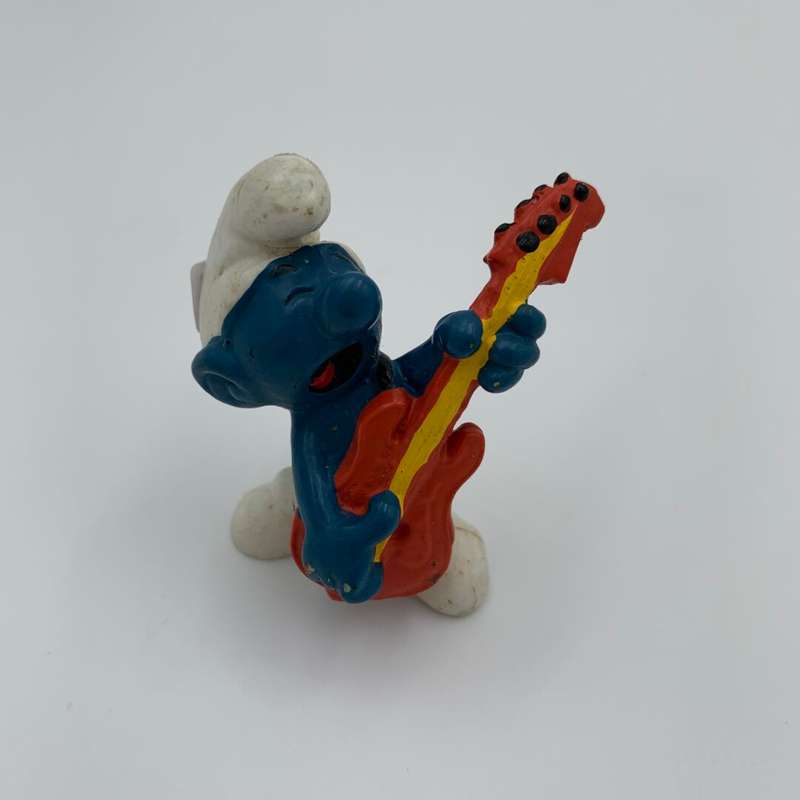 Guitar Smurf