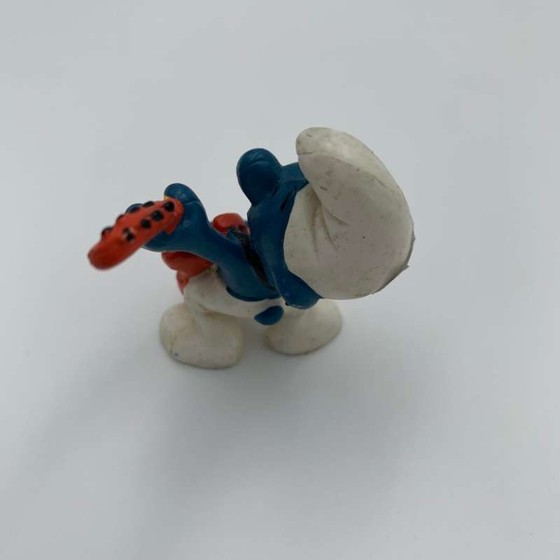 Guitar Smurf