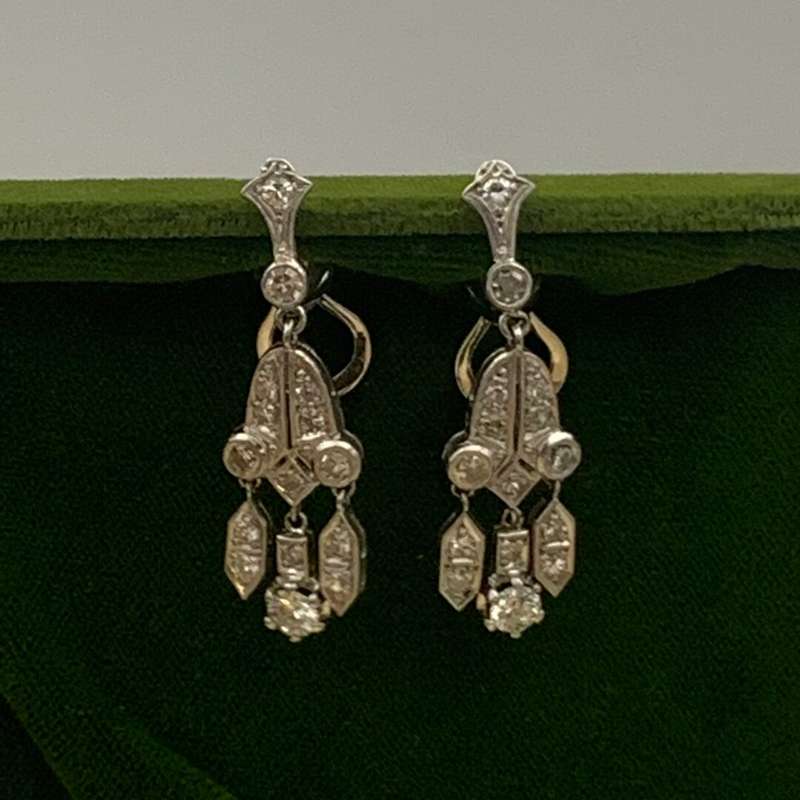 18ct Gold Diamond Earrings