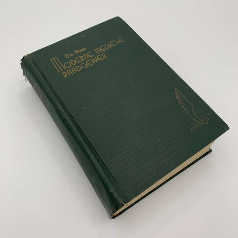 "Die Nuwe Moderne Mediese Raadgewer" Book