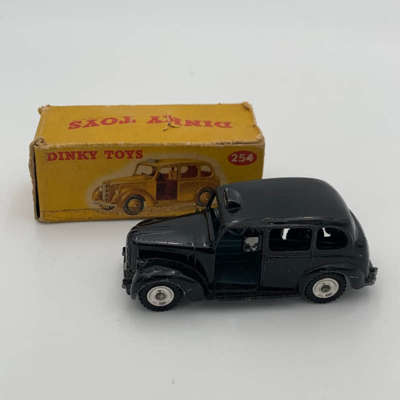 Austin Taxi Dinky Toy