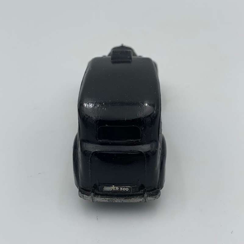 Austin Taxi Dinky Toy