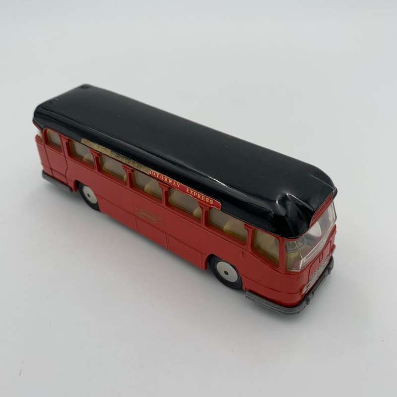 Express Coach Corgi