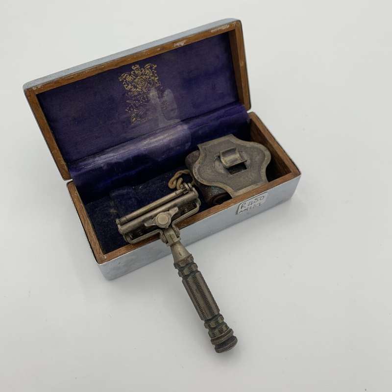 "To Steve With Love From Ena" Personalized Razor
