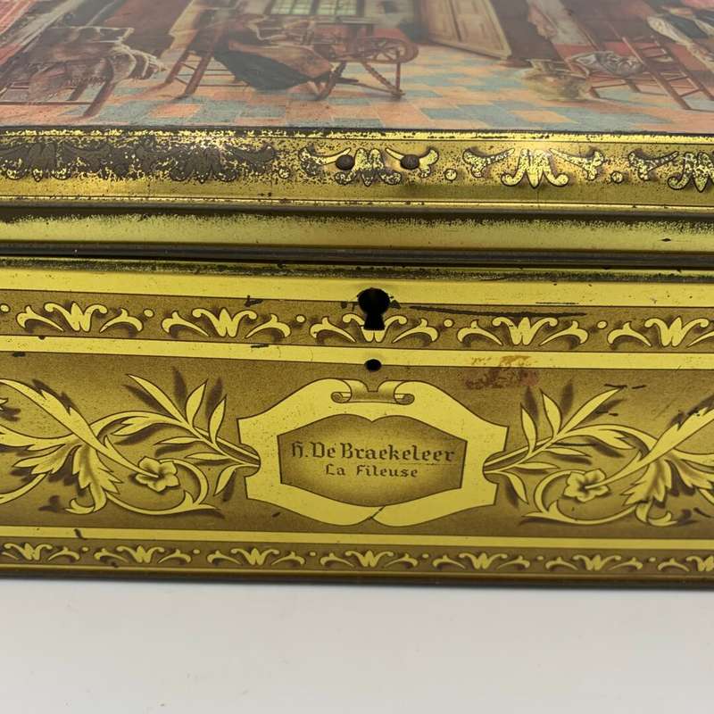 "De Braekeleer La Fileuse" Tin