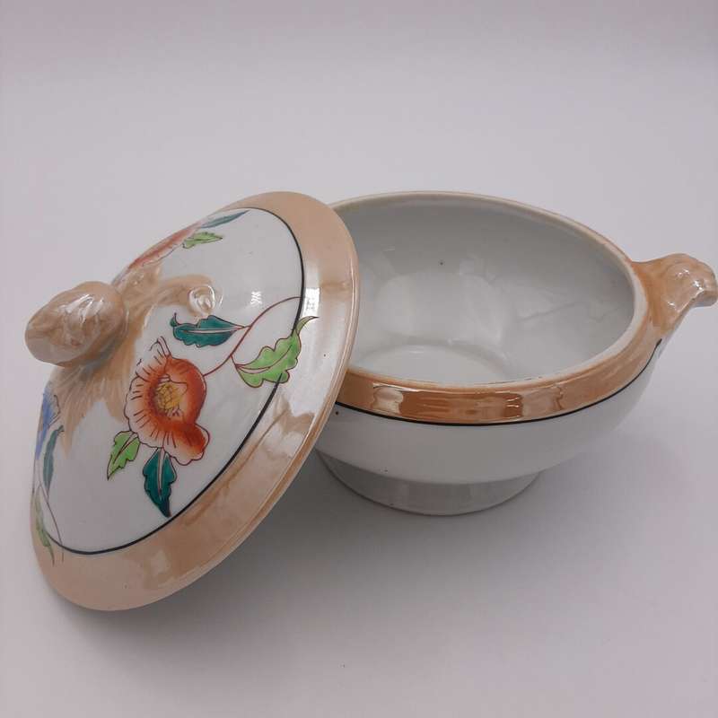 "H&S" White and Beige Pot with Flowers